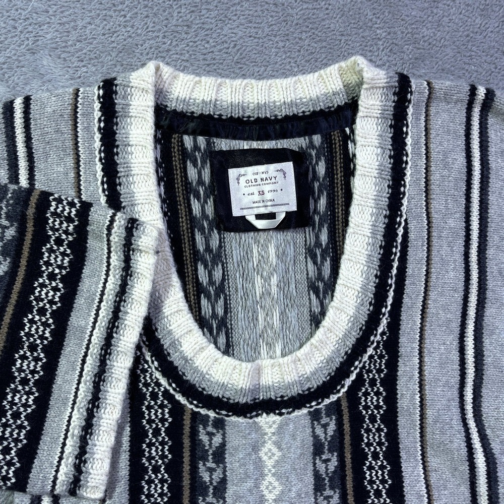 OLD‎ NAVY XS Fair Isle Geometric Pattern Sweater Women's Long Sleeve Gray Black